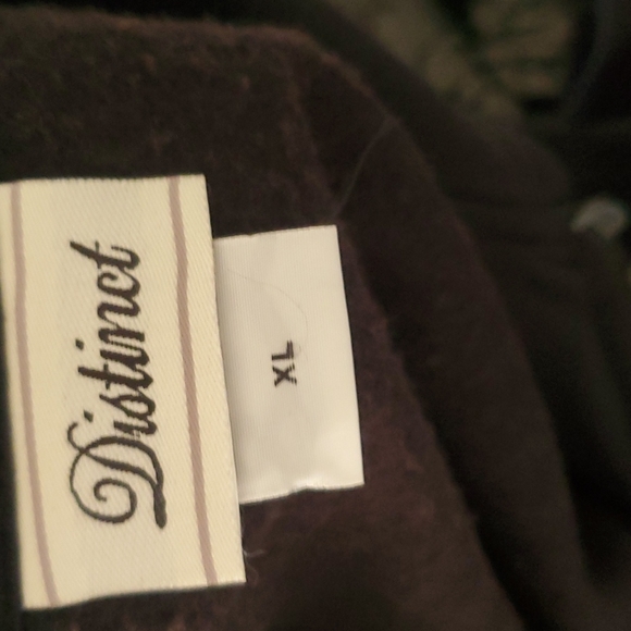 DISTINCT  Vest - Picture 4 of 4